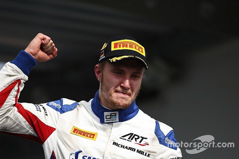 Сироткин примет участие в тестах Формулы-1 в составе «Уильямс»