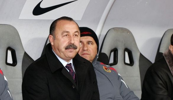 Газзаев высказал несогласие по поводу отставки Черчесова Газзаев высказал несогласие по поводу отставки Черчесова