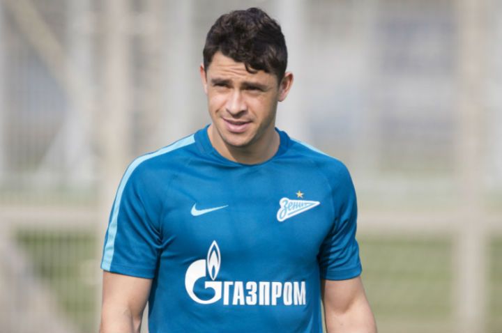 УФМС помешала «Зениту» вовремя заявить Мака и Жулиано