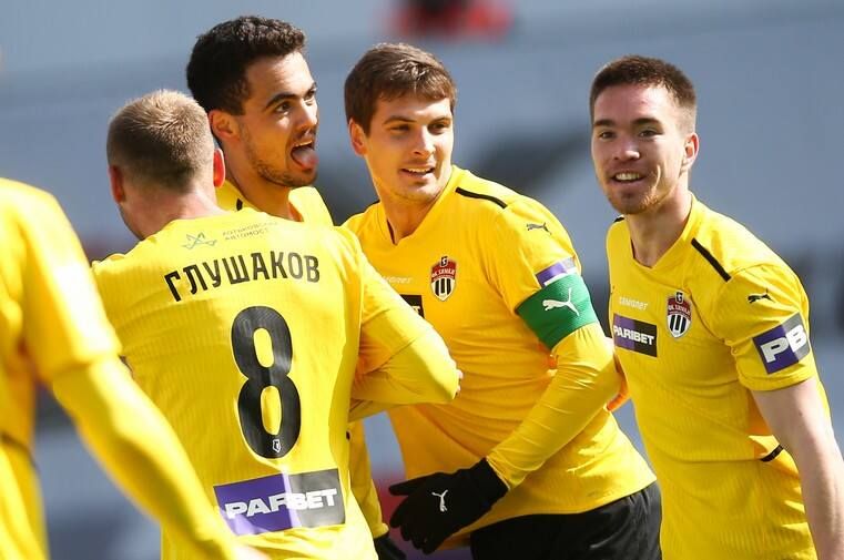 Туфан Садыгов назвал полным бредом слухи о том, что он заставляет тренеров ставить своего сына в состав Туфан Садыгов назвал полным бредом слухи о том, что он заставляет тренеров ставить своего сына в состав