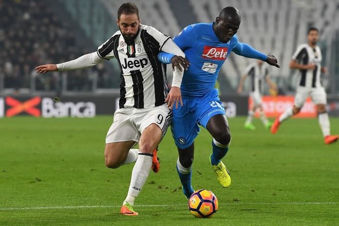 «Наполи» забил «Ювентусу» на последней минуте и сократил расставание в таблице до 1 очка «Наполи» забил «Ювентусу» на последней минуте и сократил расставание в таблице до 1 очка