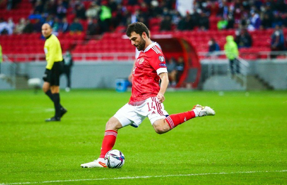 Россия в гостях обыграла Словению. Забили Джикия и Дивеев Россия в гостях обыграла Словению. Забили Джикия и Дивеев