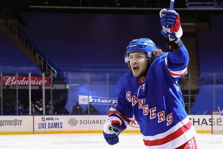 Панарин впервые прокомментировал обвинения Назарова в избиении девушки Панарин впервые прокомментировал обвинения Назарова в избиении девушки