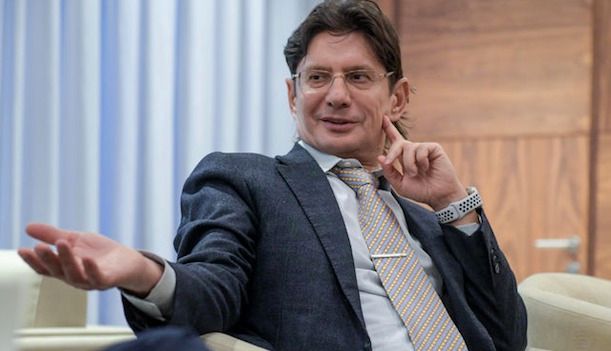 Нобель Арустамян: У «Спартака» два готовых варианта. Решение примут завтра. Или даже сейчас Нобель Арустамян: У «Спартака» два готовых варианта. Решение примут завтра. Или даже сейчас