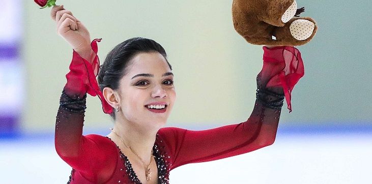 Скандал на Кубке России. Кто из судей сделал чемпионкой Медведеву, а Туктамышеву лишь второй. И как