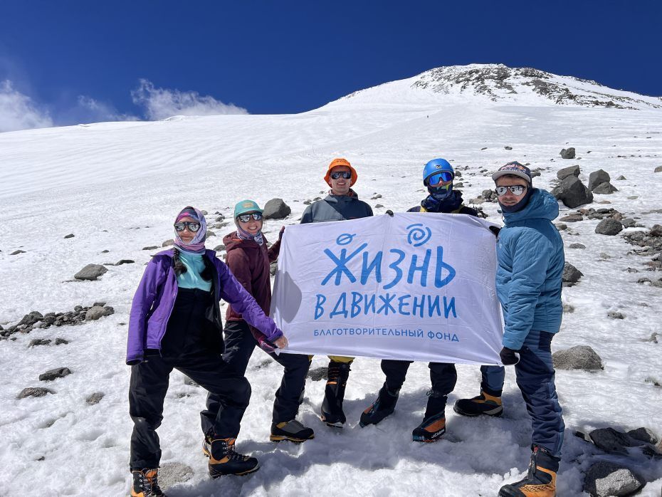 «Путь к вершинам» открывает летний лагерь в Приэльбрусье