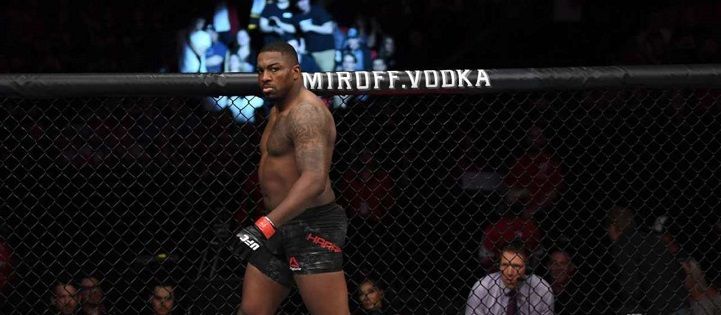 «Сейчас ничего не имеет смысла». Боец UFC трогательно обратился к погибшей дочери