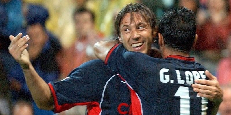 Мостовой: «Почему никто не предлагает великим футболистам из России тренерскую должность в сборной?» Мостовой: «Почему никто не предлагает великим футболистам из России тренерскую должность в сборной?»