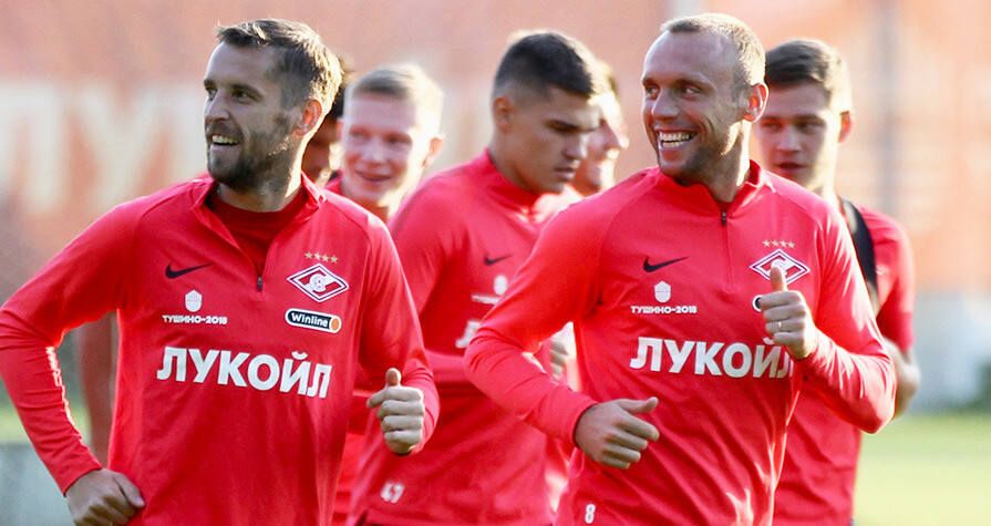 Комбаров vs Кафельников: новый баттл в русском футболе