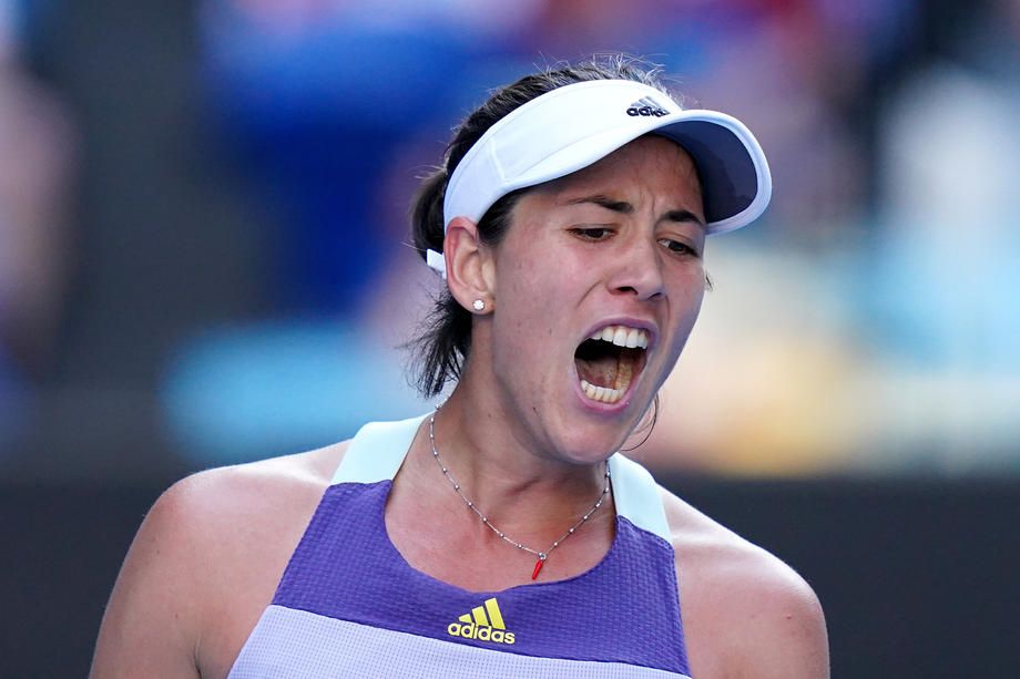 Мугуруса победила Халеп и сыграет с Кенин в финале Australian Open