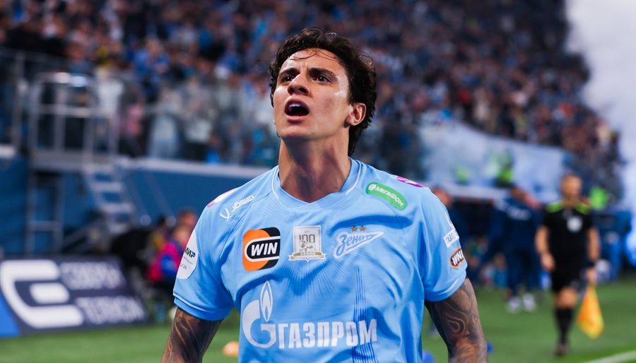 Карпин проиграл Семаку. Мостовой и Мантуан помогли «Зениту» обыграть «автобусное» «Динамо»