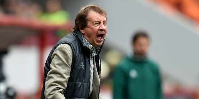 Гендиректор «Локомотива» обвинил журналистов и пояснил ситуацию с контрактом Юрия Семина Гендиректор «Локомотива» обвинил журналистов и пояснил ситуацию с контрактом Юрия Семина