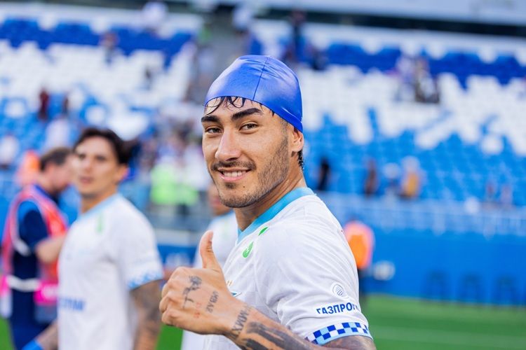 1575944_sPICT.jpg
