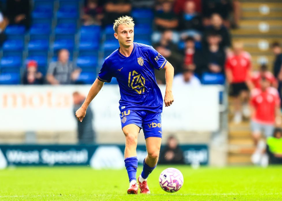 Головин отказался от возвращения в Россию и останется в «Монако»