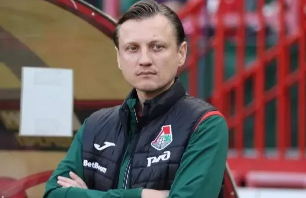 Белозеров рассказал, как оценивает работу Галактионова в «Локомотиве»