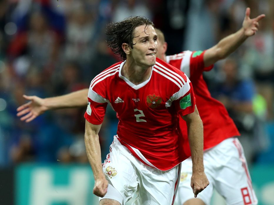 Ловчев: Фернандес решил, что футбольную пенсию лучше встречать с зенитовским контрактом Ловчев: Фернандес решил, что футбольную пенсию лучше встречать с зенитовским контрактом