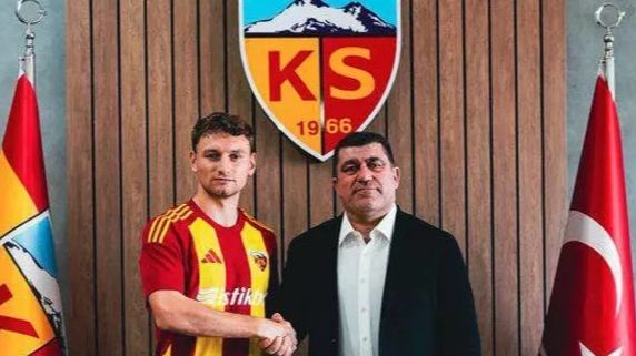 Березуцкий осудил Чалова за переезд в Европу из ЦСКА