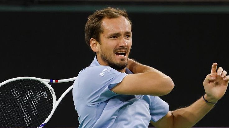 Медведев сохранил место в топ-10 рейтинга ATP