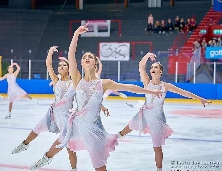 Анна Шкурдай:  В Финляндии на синхронисток приходил президент страны, а на наших соревнованиях даже Горшкова нет