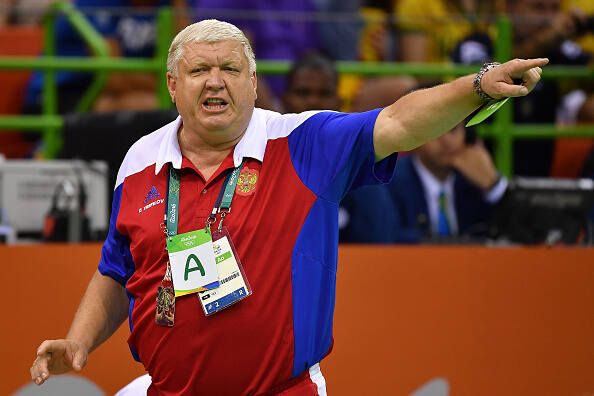 Евгений Трефилов: Федун сказал, что вклад тренера в успех ─ 10 процентов? Поэтому мы так в футбол играем