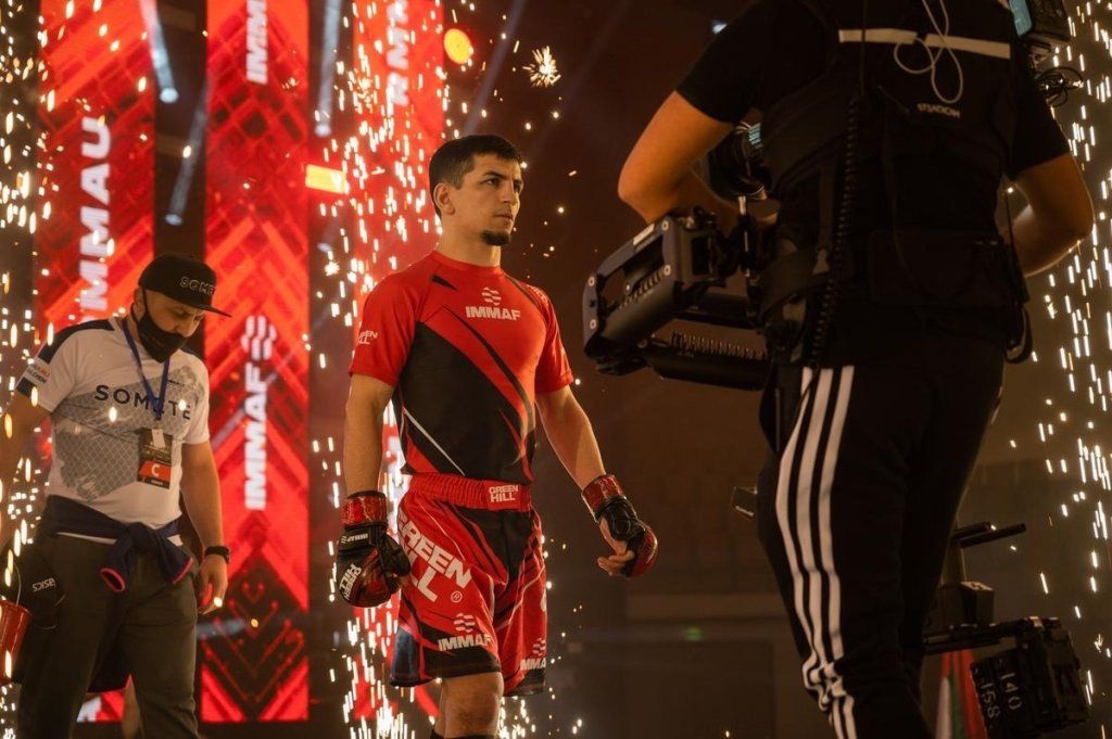 Рахмоналиев Союз MMA России.jpg