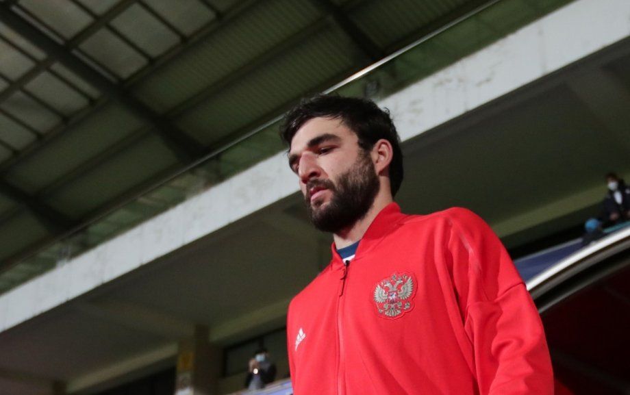 Джикия может забрать у Дзюбы капитанскую повязку в сборной России