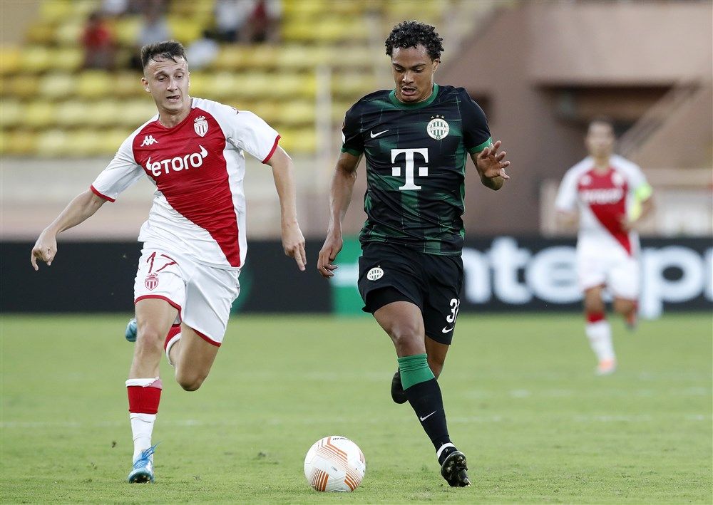 Александр Головин