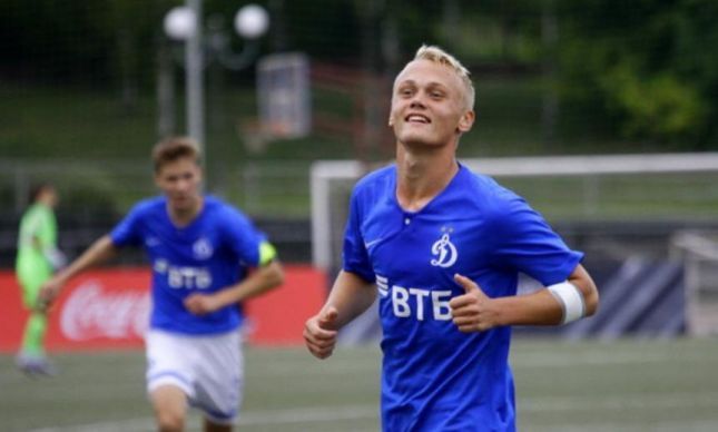 Шварц уверен в готовности Тюкавина играть на два фронта Шварц уверен в готовности Тюкавина играть на два фронта