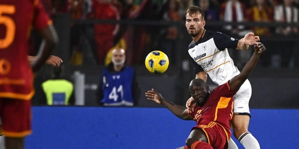 В «Лечче» заявили, что не продадут Понграчича «Локомотиву»