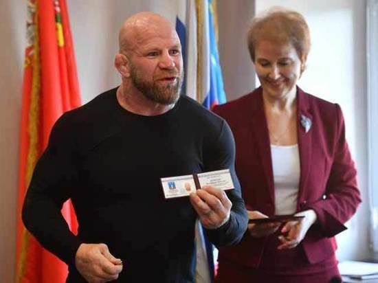 Джефф Монсон сдал ЕГЭ в Подмосковье