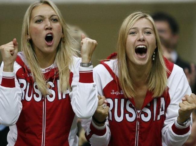 Шарапова и Веснина вышли во второй круг Australian Open