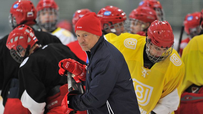 Юниорская сборная России вылетела в США без мельдония Юниорская сборная России вылетела в США без мельдония