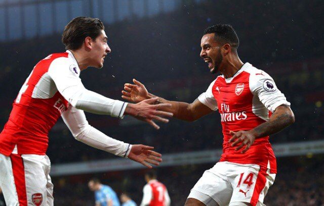 «Арсенал» победил «Сток Сити» и вышел на первое место в АПЛ