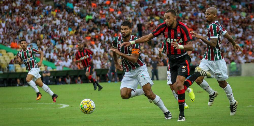 Эрнани вместо Витселя. Что за бразилец приходит в «Зенит»?