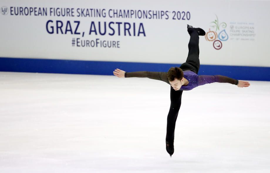 Алиев снялся с чемпионата России по фигурному катанию