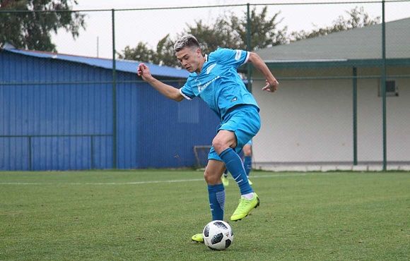 «Зенит-2» одержал победу в первой игре на втором сборе