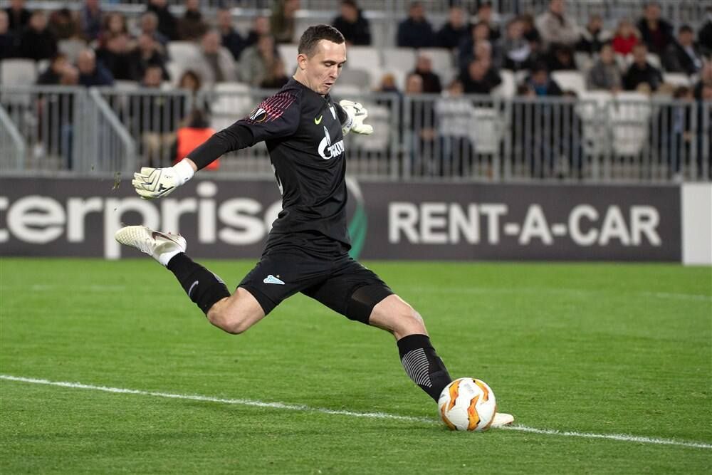 «Карабах» не смог договориться с «Байером» о трансфере Лунева «Карабах» не смог договориться с «Байером» о трансфере Лунева