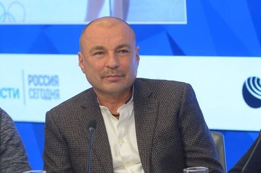 Жулин назвал цирком чемпионат мира по фигурному катанию, который прошел без российский спортсменов 