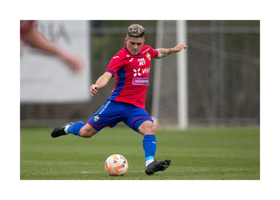 Официально: ЦСКА объявил об уходе Мендеса в «Коло-Коло»