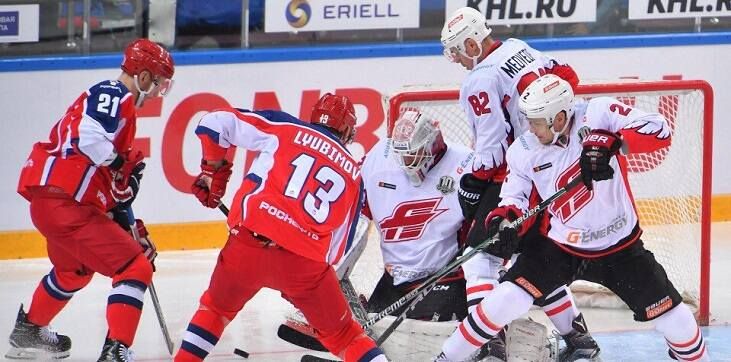 Разбитое стекло и подбитые «ястребы»