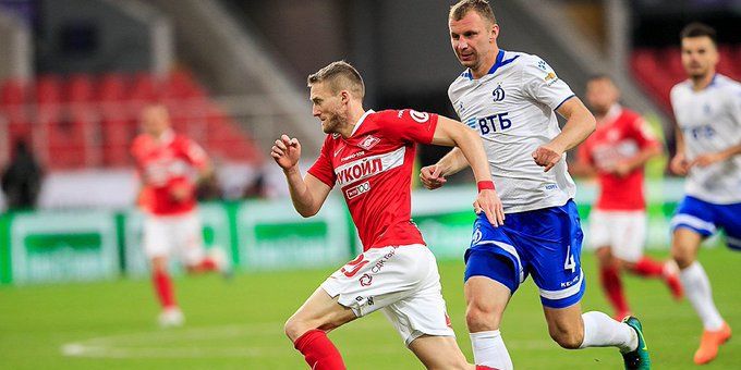 «Спартак» сыграл вничью с «Динамо» после вопиющего удаления новичка «Спартак» сыграл вничью с «Динамо» после вопиющего удаления новичка