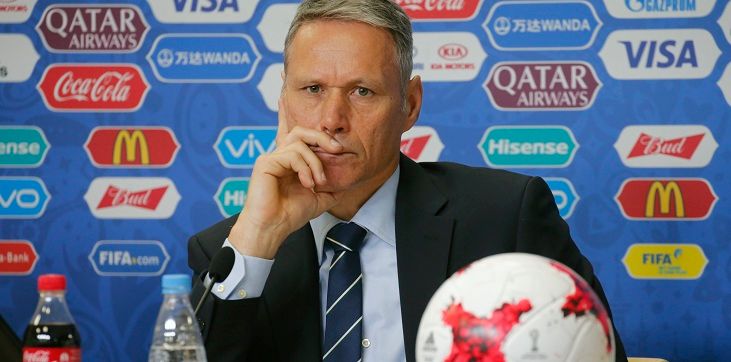 Нужно ли менять правила футбола?
