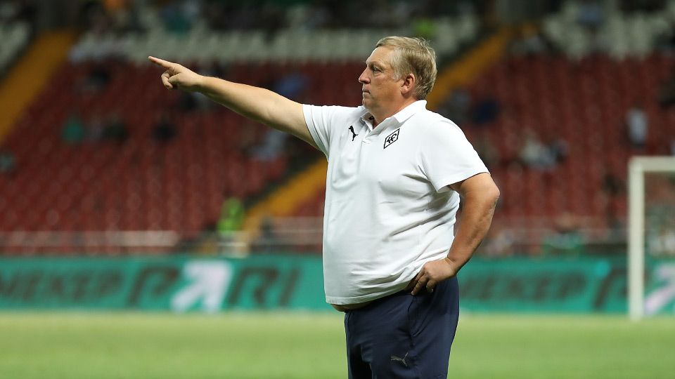 Осинькин или Юран могут заменить Комппера в «Локомотиве»