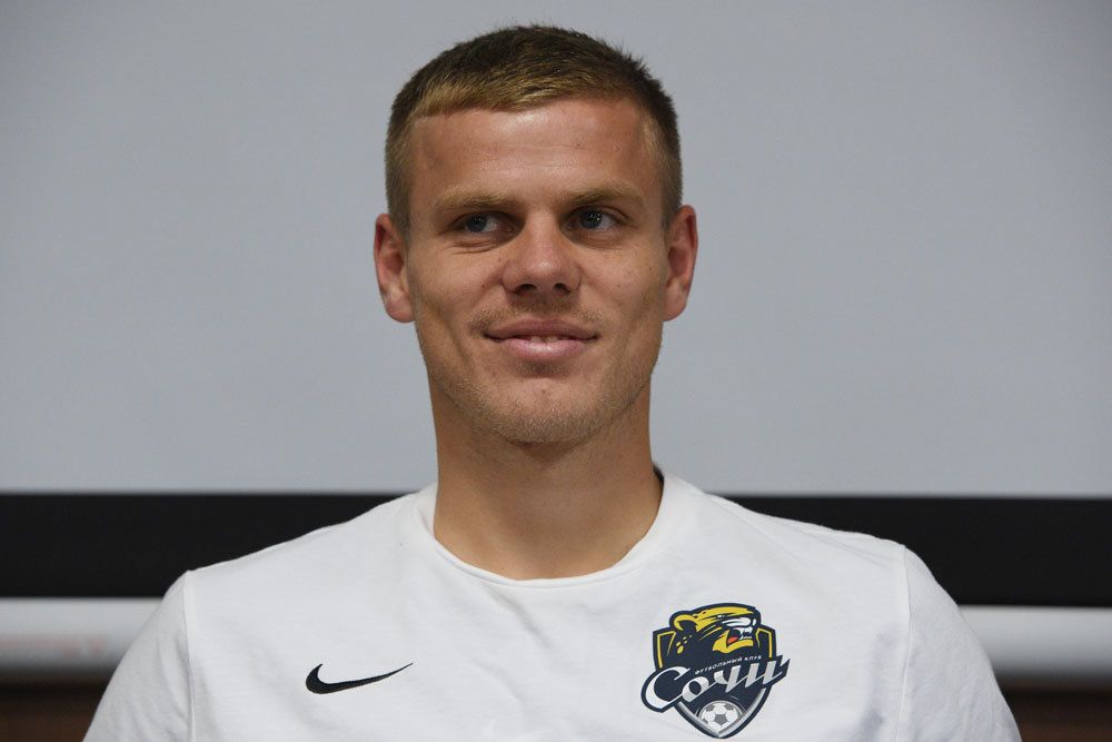 Дмитрий Хохлов дал совет Александру Кокорину насчет перехода в европейский клуб