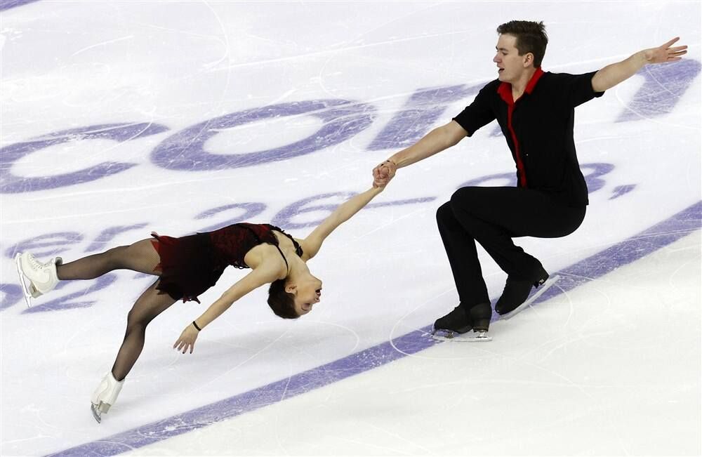 Ходыкин и Павлюченко пропустят ЧР по фигурному катанию Ходыкин и Павлюченко пропустят ЧР по фигурному катанию