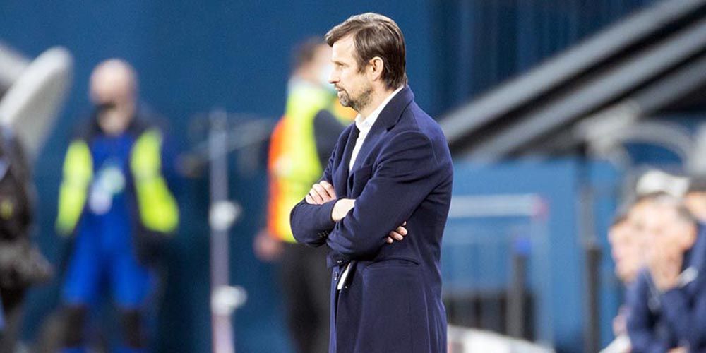 Семак - об игре Васильева в матче с «Црвеной Звездой»: Хотели проверить его при таком давлении Семак - об игре Васильева в матче с «Црвеной Звездой»: Хотели проверить его при таком давлении