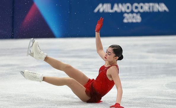 Петросян упала во время произвольной программы и заняла шестое место на Олимпиаде-2026