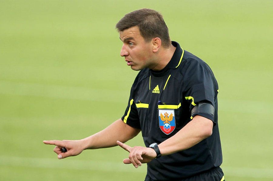 Вилков благодаря VAR избежал скандала в матче «Локомотив» – «Зенит»