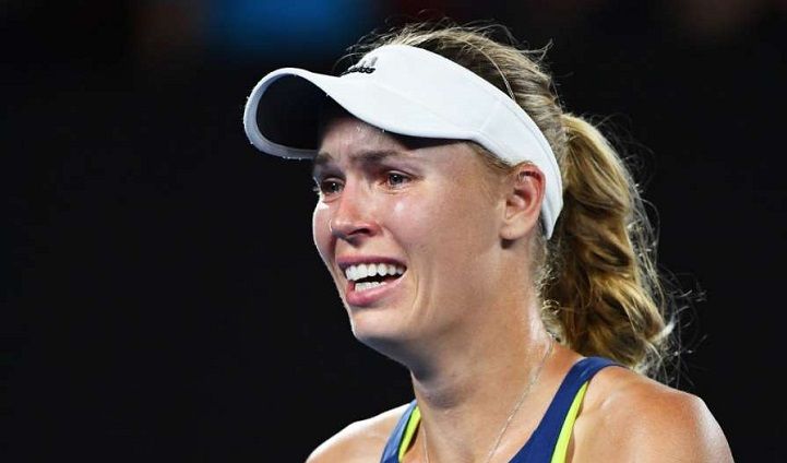 Каролин Возняцки объявила о завершении карьеры