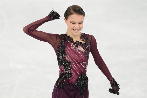 Щербакова рассказала, зачем поступила в университет